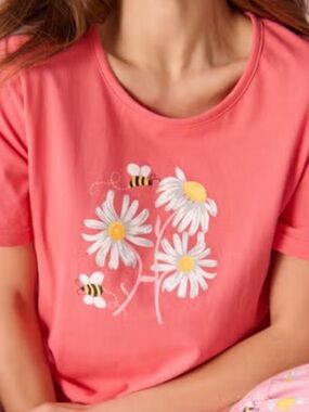Coral Pink Daisy & Bee Graphic Tee/ pj dreams and co / cotton 3x plus